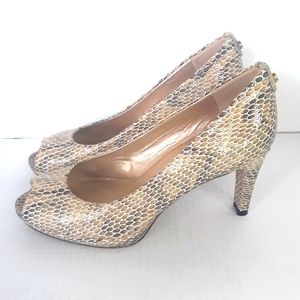 STUART WEITZMAN Snake Embossed Leather Heels Peeptoe Gold